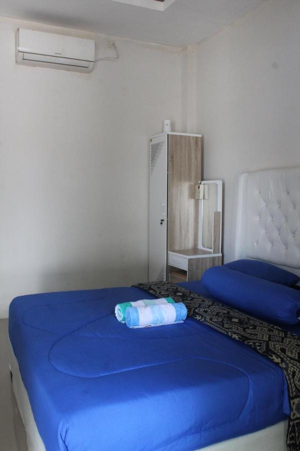 Wl Hostel *